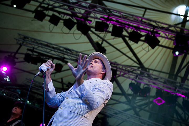 The Tragically Hip @ OLT Rivierenhof, picture 16, photographed by Dorien Goetschalckx - FrontView Magazine