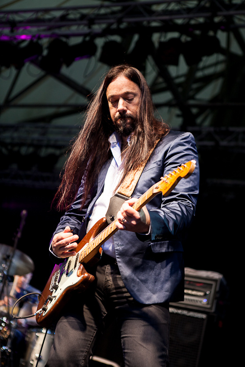 The Tragically Hip @ OLT Rivierenhof, picture 19, photographed by Dorien Goetschalckx - FrontView Magazine