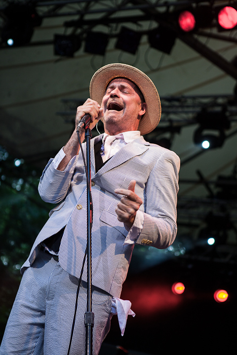 The Tragically Hip @ OLT Rivierenhof, picture 27, photographed by Dorien Goetschalckx - FrontView Magazine