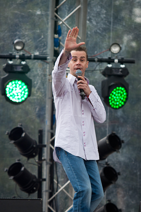 Sam gooris @ Pennenzakkenrock editie 2013, picture 12, photographed by Carine Wouters - FrontView Magazine