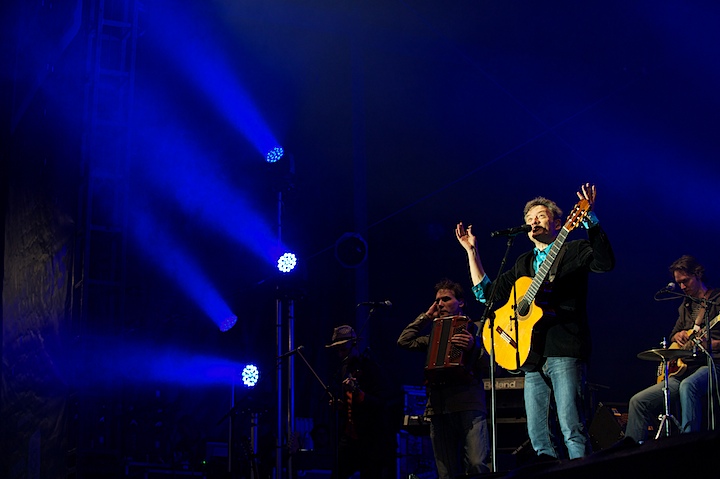 Bart Peeters @ Genk on Stage 2013, picture 5, photographed by James Van Roosbroeck - FrontView Magazine