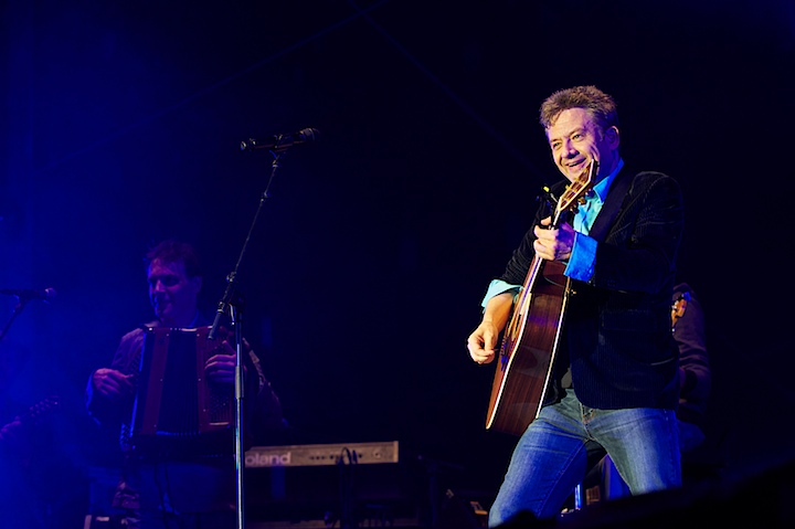 Bart Peeters @ Genk on Stage 2013, picture 10, photographed by James Van Roosbroeck - FrontView Magazine