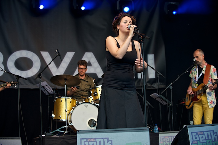 Bovarii Genk on Stage 2013, picture 11, photographed by James Van Roosbroeck - FrontView Magazine
