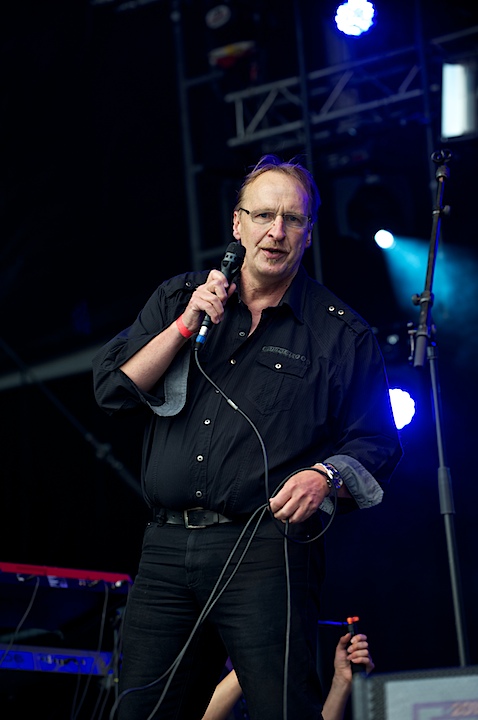 Clown Genk on Stage 2013, picture 2, photographed by James Van Roosbroeck - FrontView Magazine