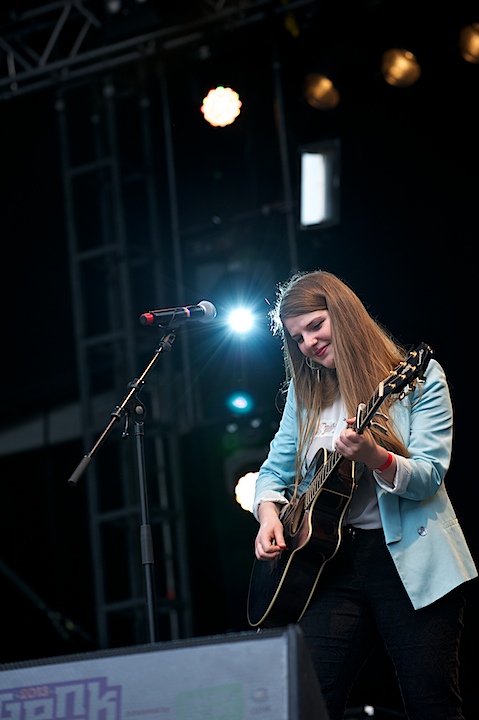 Lisa Castelli Genk on Stage 2013, picture 8, photographed by James Van Roosbroeck - FrontView Magazine