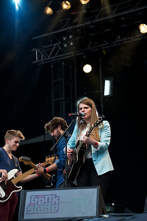 Lisa Castelli Genk on Stage 2013, picture 10, photographed by James Van Roosbroeck - FrontView Magazine