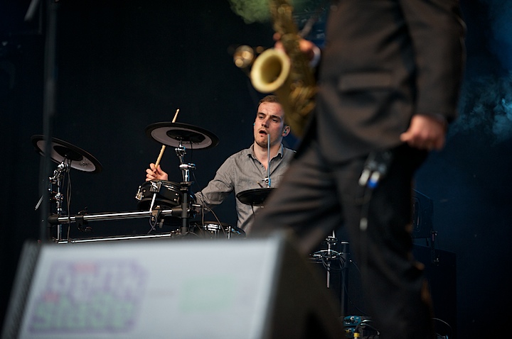 Sweet Coffee Genk on Stage 2013, picture 8, photographed by James Van Roosbroeck - FrontView Magazine