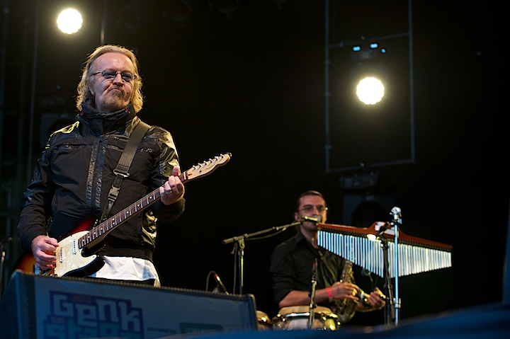 Umberto Tozzi Genk on Stage 2013, picture 2, photographed by James Van Roosbroeck - FrontView Magazine