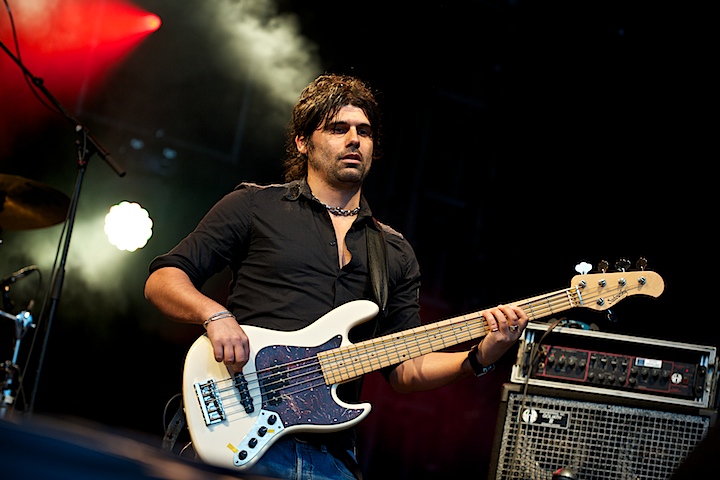 Umberto Tozzi Genk on Stage 2013, picture 5, photographed by James Van Roosbroeck - FrontView Magazine