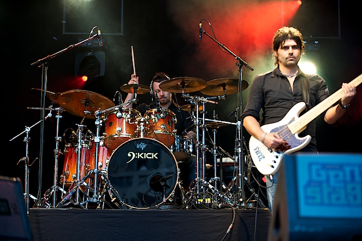Umberto Tozzi Genk on Stage 2013, picture 11, photographed by James Van Roosbroeck - FrontView Magazine