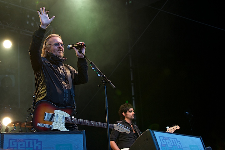 Umberto Tozzi Genk on Stage 2013, picture 16, photographed by James Van Roosbroeck - FrontView Magazine