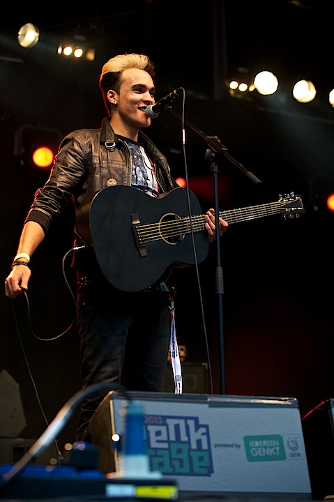Yass Genk on Stage 2013, picture 8, photographed by James Van Roosbroeck - FrontView Magazine