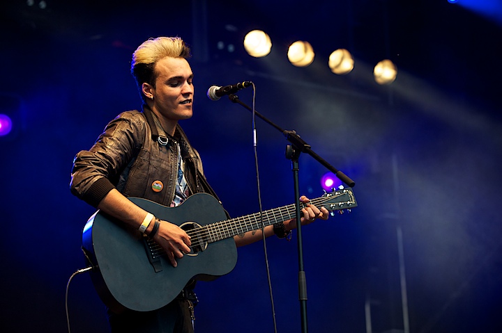 Yass Genk on Stage 2013, picture 9, photographed by James Van Roosbroeck - FrontView Magazine