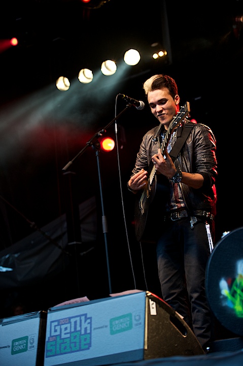 Yass Genk on Stage 2013, picture 15, photographed by James Van Roosbroeck - FrontView Magazine