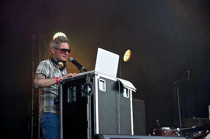 Boombox Genk on Stage 2013, picture 14, photographed by James Van Roosbroeck - FrontView Magazine