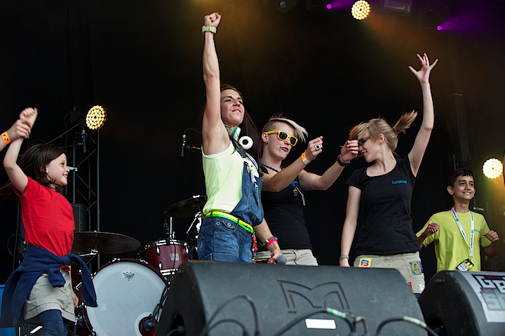 Boombox Genk on Stage 2013, picture 19, photographed by James Van Roosbroeck - FrontView Magazine