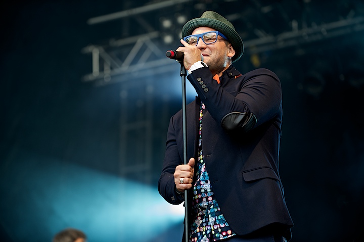 Brahim Genk on Stage 2013, picture 10, photographed by James Van Roosbroeck - FrontView Magazine