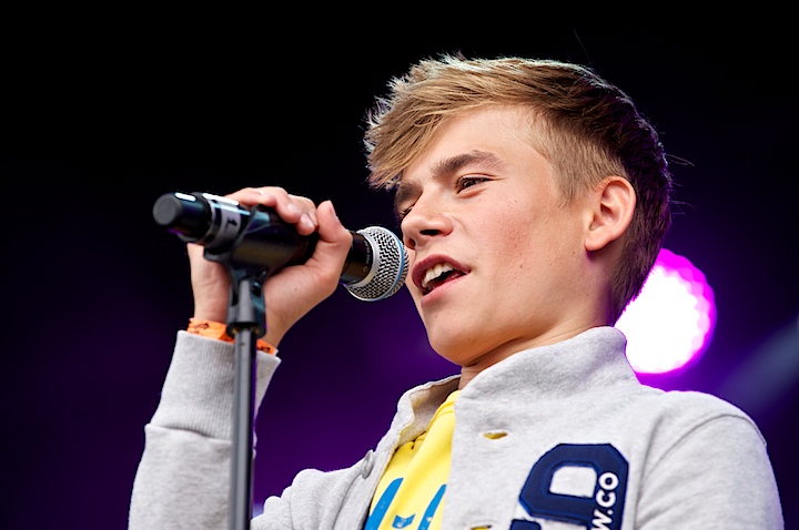 Fabian Genk on Stage 2013, foto 15, foto's door James Van Roosbroeck - FrontView Magazine