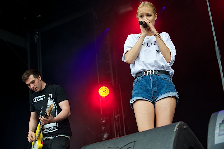 Jill Shaw Genk on Stage 2013, picture 12, photographed by James Van Roosbroeck - FrontView Magazine