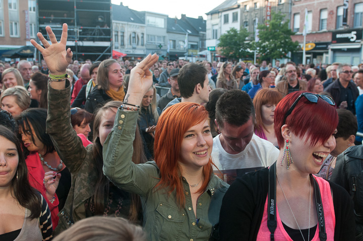Kings of pop - Kanaalfeesten @ Willebroek, picture 3, photographed by FrontView Magazine