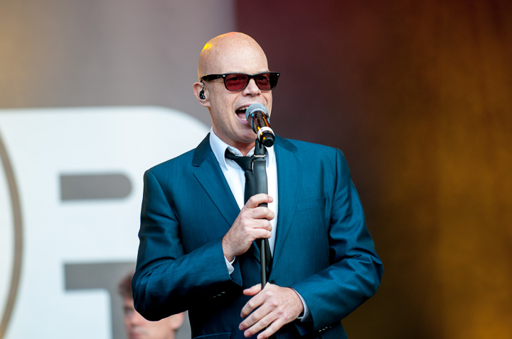 Kings of pop - Kanaalfeesten @ Willebroek, picture 8, photographed by FrontView Magazine
