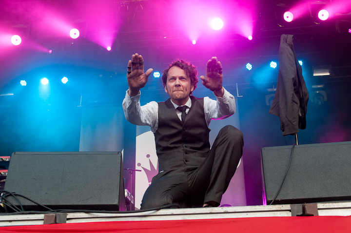 Kings of pop - Kanaalfeesten @ Willebroek, picture 9, photographed by FrontView Magazine