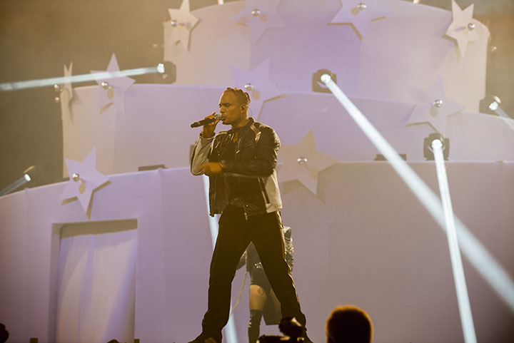 Q-Music De Foute Party 2013: podia, picture 13, photographed by Jonas Wallecan - FrontView Magazine