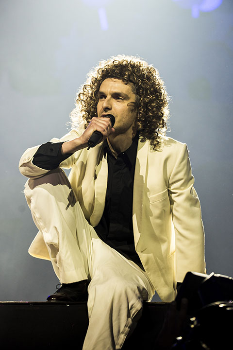 Q-Music De Foute Party 2013: podia, picture 51, photographed by Jonas Wallecan - FrontView Magazine