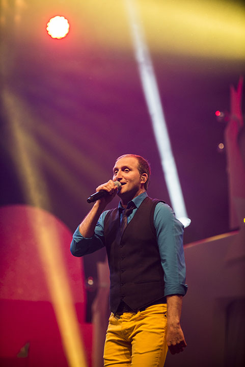 Q-Music De Foute Party 2013: podia, picture 54, photographed by Jonas Wallecan - FrontView Magazine