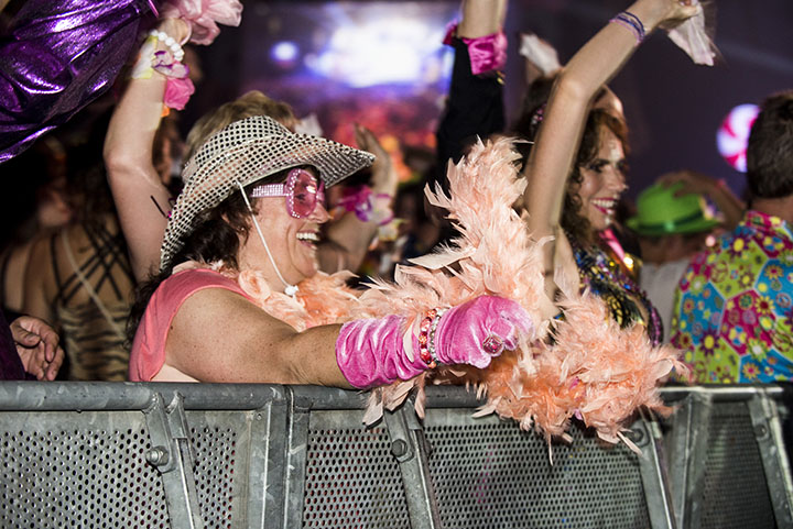 Q-Music De Foute Party 2013 : sfeer, picture 3, photographed by Jonas Wallecan - FrontView Magazine