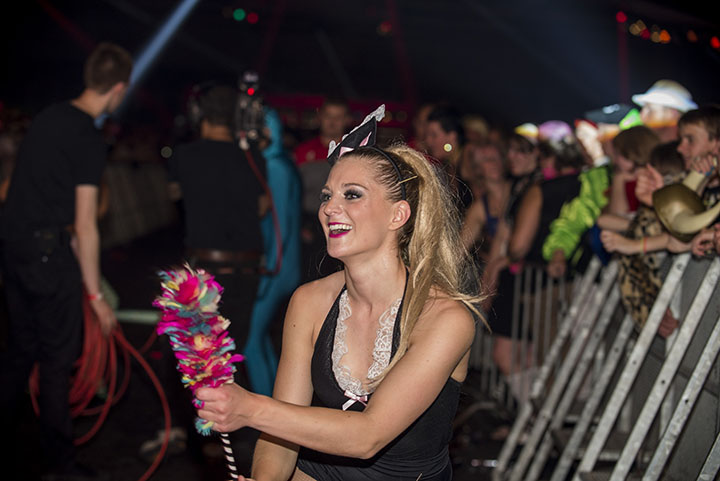 Q-Music De Foute Party 2013 : sfeer, picture 4, photographed by Jonas Wallecan - FrontView Magazine