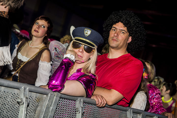 Q-Music De Foute Party 2013 : sfeer, picture 14, photographed by Jonas Wallecan - FrontView Magazine