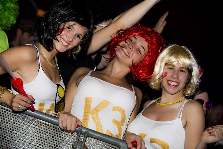 Q-Music De Foute Party 2013 : sfeer, picture 16, photographed by Jonas Wallecan - FrontView Magazine