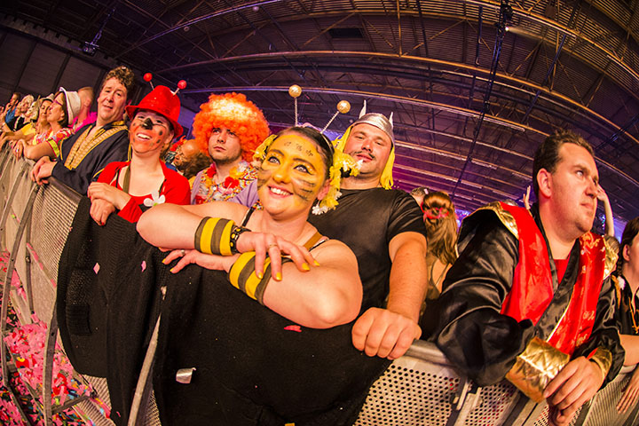 Q-Music De Foute Party 2013 : sfeer, picture 27, photographed by Jonas Wallecan - FrontView Magazine
