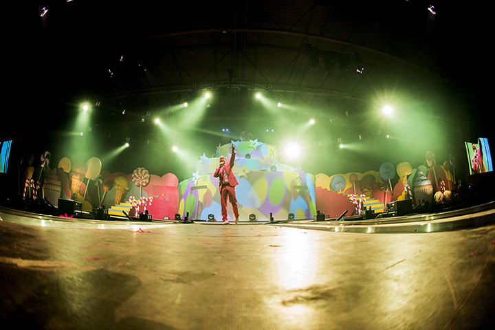 Q-Music De Foute Party 2013 : sfeer, picture 48, photographed by Jonas Wallecan - FrontView Magazine
