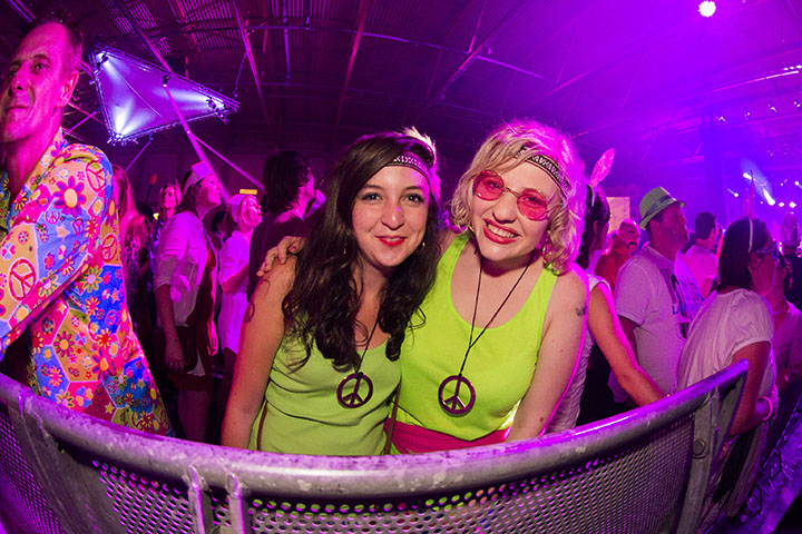 Q-Music De Foute Party 2013 : sfeer, picture 50, photographed by Jonas Wallecan - FrontView Magazine