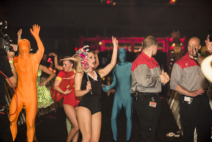 Q-Music De Foute Party 2013 : sfeer, picture 58, photographed by Jonas Wallecan - FrontView Magazine