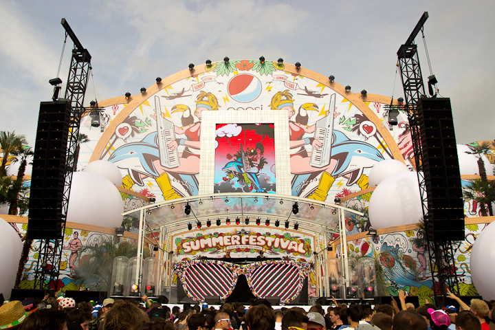 Summerfestival 2013 @ Zuid, Antwerpen, picture 23, photographed by Walter Grimm - FrontView Magazine