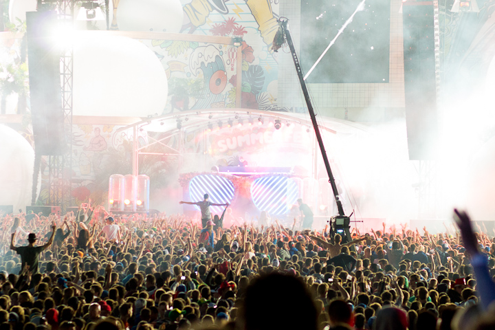 Summerfestival 2013 @ Zuid, Antwerpen, picture 24, photographed by Walter Grimm - FrontView Magazine