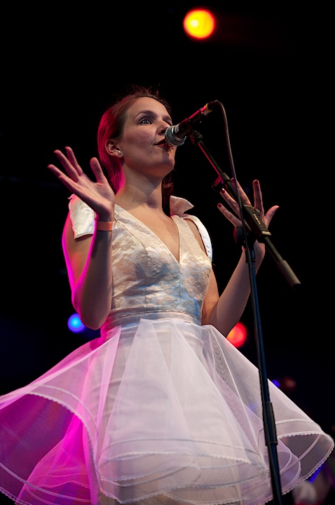 The Jacquelines @ Genk on Stage 2013, foto 2, foto's door James Van Roosbroeck - FrontView Magazine