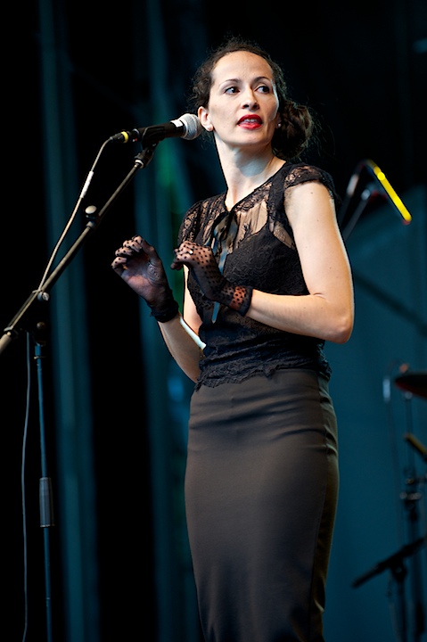 The Jacquelines @ Genk on Stage 2013, foto 15, foto's door James Van Roosbroeck - FrontView Magazine