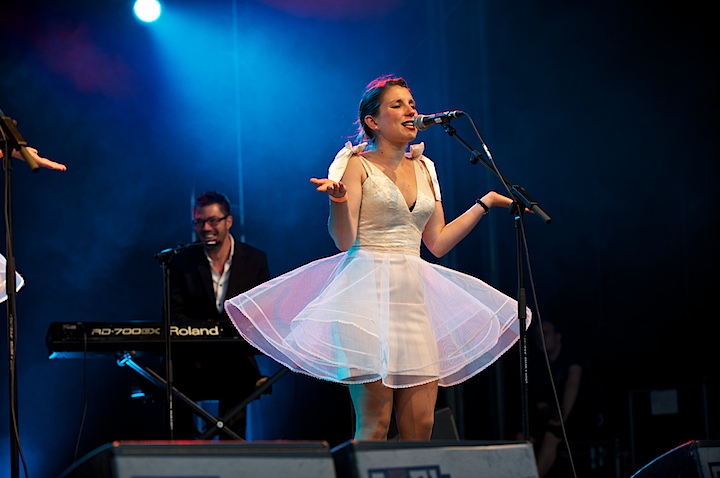 The Jacquelines @ Genk on Stage 2013, foto 16, foto's door James Van Roosbroeck - FrontView Magazine