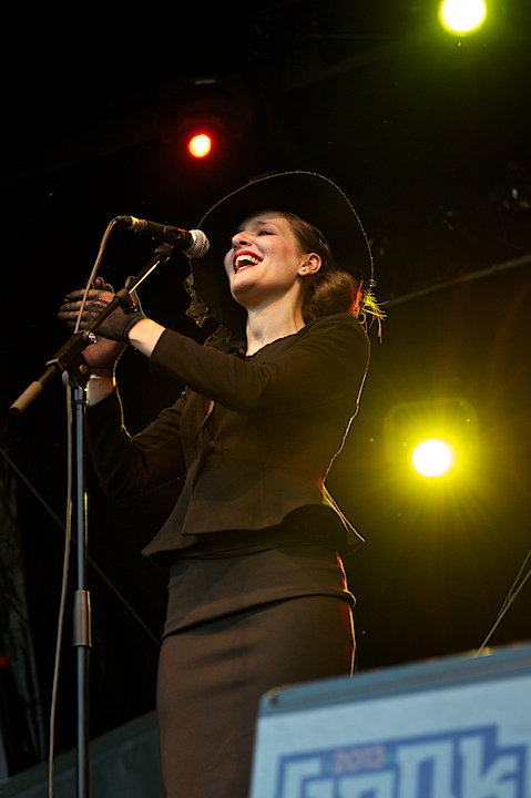 The Jacquelines @ Genk on Stage 2013, foto 19, foto's door James Van Roosbroeck - FrontView Magazine