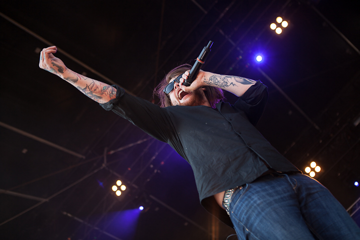Asking Alexandria @ Vainstream Rockfest, picture 2, photographed by Dorien Goetschalckx - FrontView Magazine