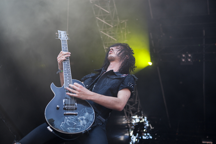 Asking Alexandria @ Vainstream Rockfest, picture 24, photographed by Dorien Goetschalckx - FrontView Magazine