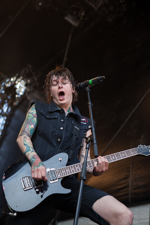Asking Alexandria @ Vainstream Rockfest, picture 33, photographed by Dorien Goetschalckx - FrontView Magazine