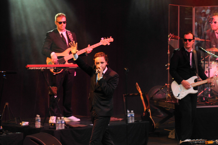 Cookies & Cream @ Openluchttheater Rivierenhof, picture 23, photographed by Youri Vanlommel - FrontView Magazine