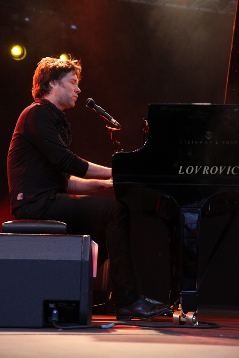 Rufus Wainwright @ Openluchttheater Rivierenhof, picture 3, photographed by Marc Verdonck - FrontView Magazine