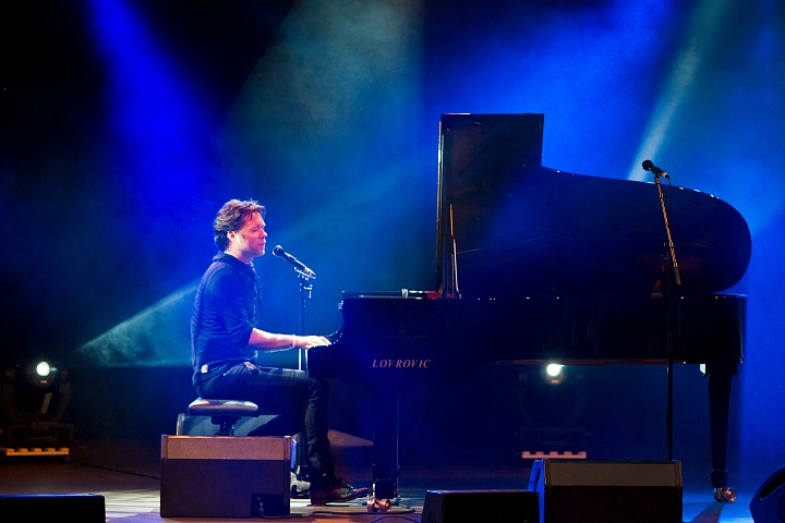 Rufus Wainwright @ Openluchttheater Rivierenhof, picture 8, photographed by Marc Verdonck - FrontView Magazine