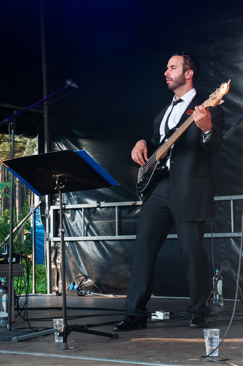 Wim Leys @ Vlaanderen Zingt Averbode, picture 3, photographed by James Van Roosbroeck - FrontView Magazine